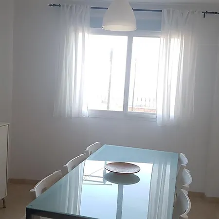 Amplio Apartamento De 2 Dormitorios Con Gran Terraza Apartment