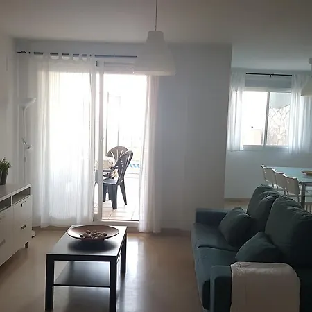 Amplio Apartamento De 2 Dormitorios Con Gran Terraza * Benalmadena