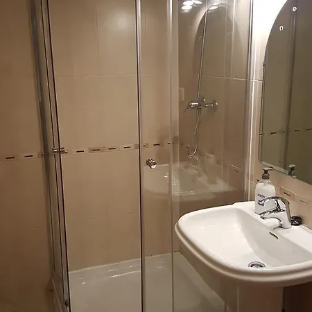 Amplio Apartamento De 2 Dormitorios Con Gran Terraza *